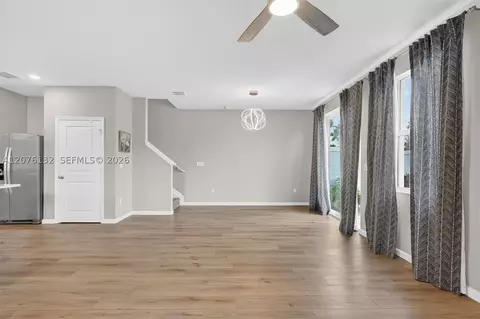 Living - 5610 SEdgewater Cir, Stuart, FL 34997 photo 4 of 7