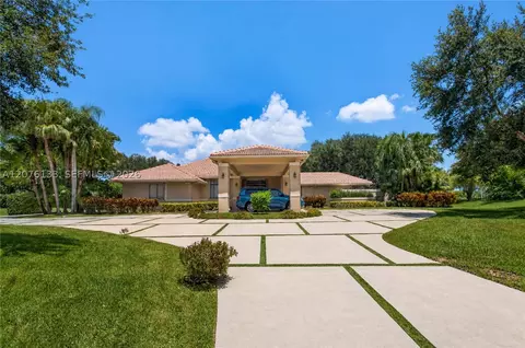 2725 Hunter Rd, Weston, FL 33331