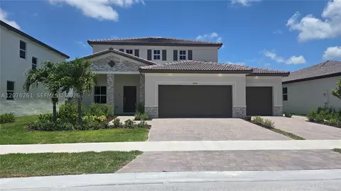 2475 SE 29th Dr, Homestead, FL 33035