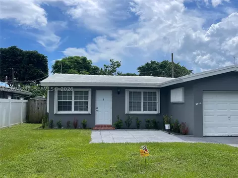 2918 Madison St, Hollywood, FL 33020