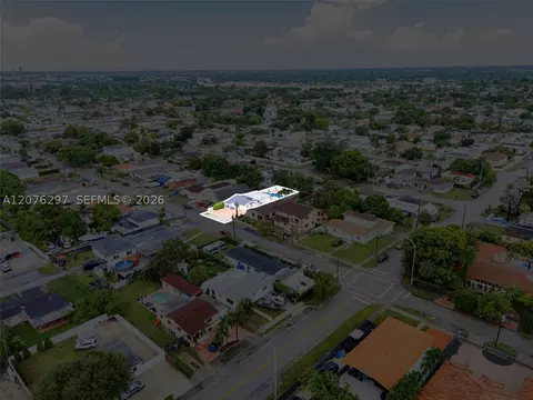 View/Area - 233 W 39th Pl, Hialeah, FL 33012 photo 3 of 10
