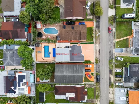 View/Area - 233 W 39th Pl, Hialeah, FL 33012 photo 10 of 10