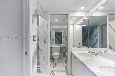 Bath - Undisclosed, Key Biscayne, FL 33149 photo 5 of 7