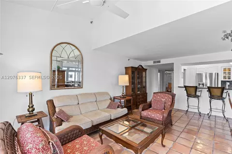 Living - Undisclosed, Key Biscayne, FL 33149 photo 3 of 3