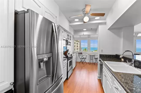 Kitchen - Undisclosed, Key Biscayne, FL 33149 photo 6 of 6