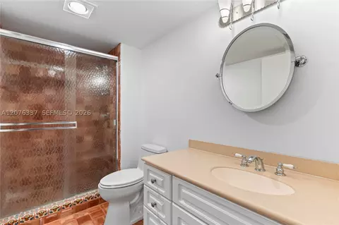 Bath - Undisclosed, Key Biscayne, FL 33149 photo 1 of 7