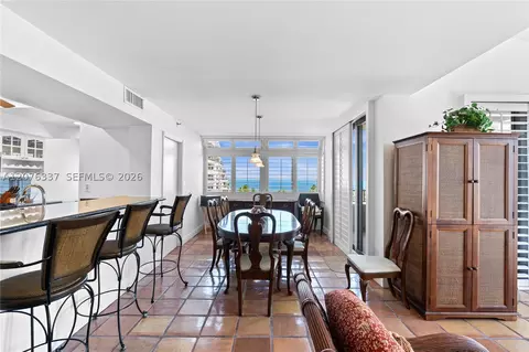 Dining - Undisclosed, Key Biscayne, FL 33149 photo 1 of 6