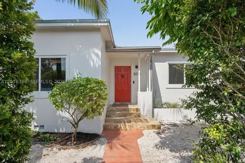 8230 NE 1st Pl, Miami, FL 33138