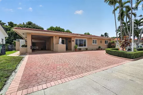 8936 SW 11th St, Miami, FL 33174