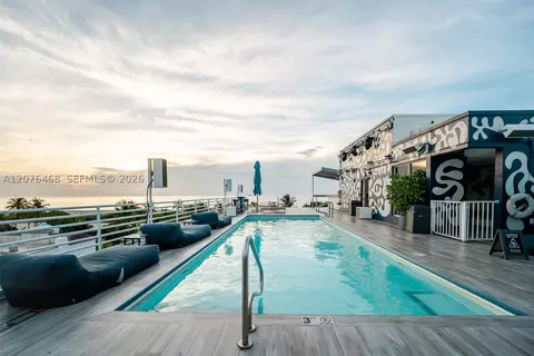 1060 Ocean Dr #D206, Miami Beach, FL 33139
