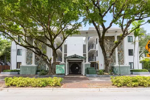 3240 Mary St #S308, Miami, FL 33133