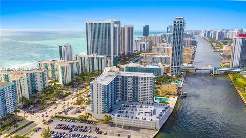 3800 S Ocean Dr #1710, Hollywood, FL 33019
