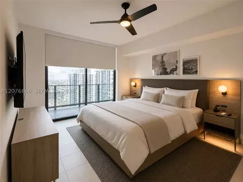 159 NE 6th St #3504, Miami, FL 33132