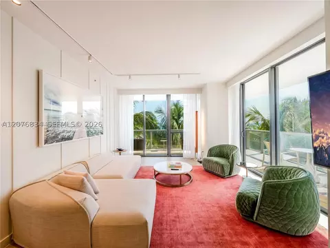 2201 Collins Ave #428, Miami Beach, FL 33139