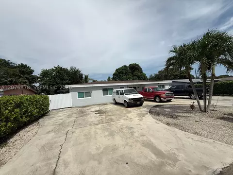 14321 NW 16th Ct, Miami, FL 33167