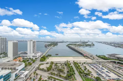 1400 Biscayne Blvd #2305, Miami, FL 33132