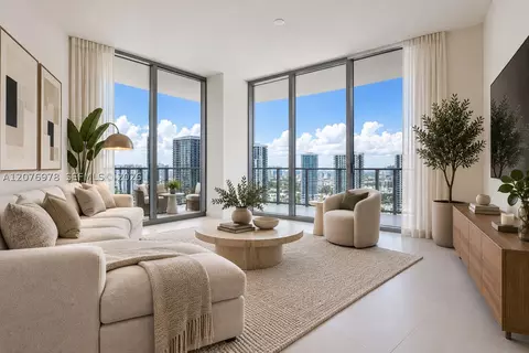 1400 Biscayne Blvd #2507, Miami, FL 33132