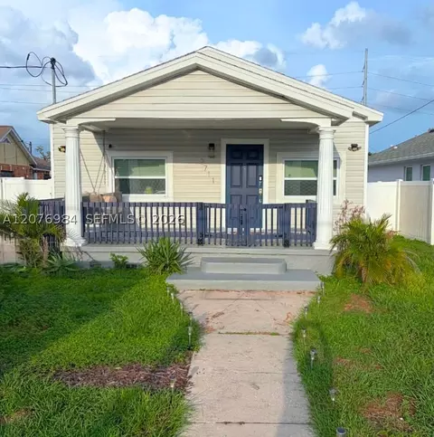 2711 N 33, Tampa, FL 33605