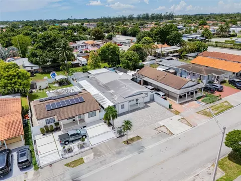 View/Area - 350 W 16th St, Hialeah, FL 33010 photo 3 of 11