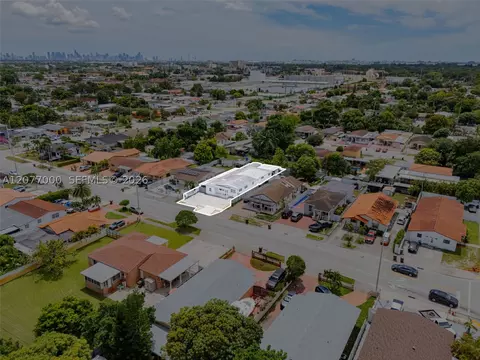 View/Area - 350 W 16th St, Hialeah, FL 33010 photo 7 of 11