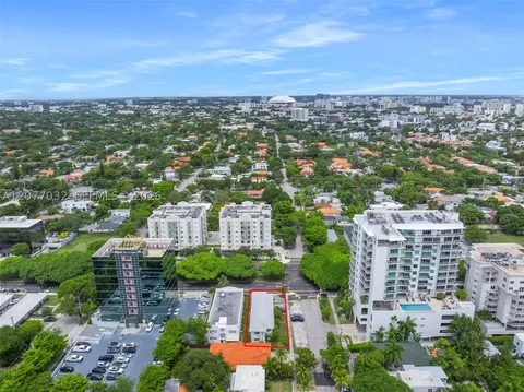 2101 SW 3rd Ave, Miami, FL 33129 photo 12