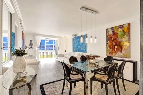 18707 NE 14th Ave #522, Miami, FL 33179