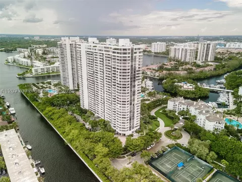 2000 Island Blvd #908, Aventura, FL 33160
