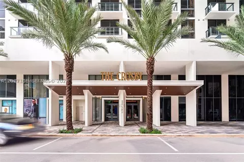 11 NE 6th St #706, Miami, FL 33132