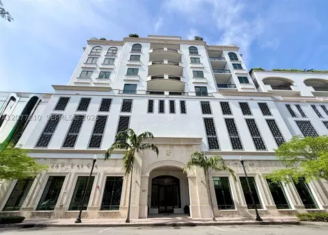 275 Giralda Ave #6A, Coral Gables, FL 33134