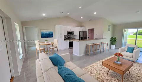 Living - 9019 E Crow Cir, Labelle, FL 33935 photo 2 of 2