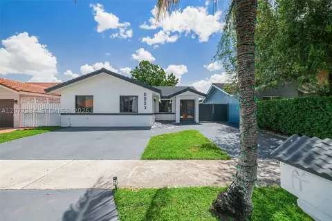 5923 SW 147th Pl, Miami, FL 33193