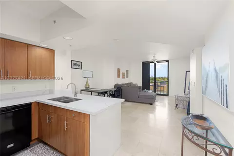 100 N Federal Hwy #622, Fort Lauderdale, FL 33301