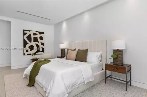 Bedroom - 6200 SW 123rd Ter, Pinecrest, FL 33156 photo 6 of 8