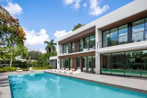 Exterior - 6200 SW 123rd Ter, Pinecrest, FL 33156 photo 1 of 15