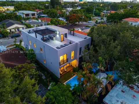 1433 SW 20th St, Miami, FL 33145