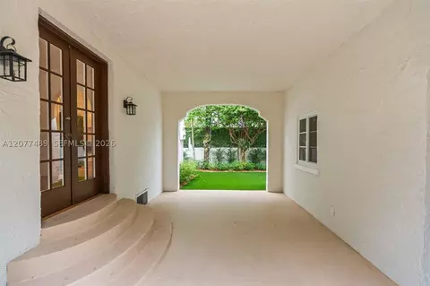 Exterior - 1202 Granada Blvd, Coral Gables, FL 33134 photo 5 of 10