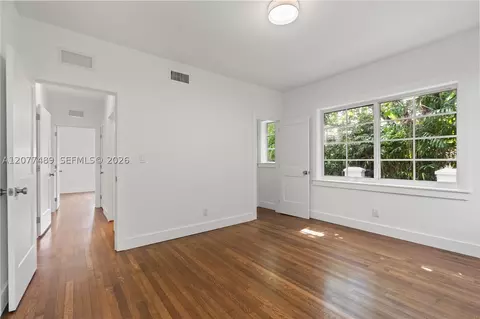 Bedroom - 1202 Granada Blvd, Coral Gables, FL 33134 photo 3 of 4