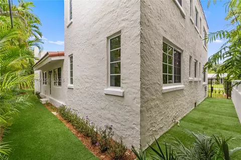 Exterior - 1202 Granada Blvd, Coral Gables, FL 33134 photo 10 of 10