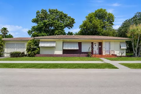 425 S 15th Ave, Hollywood, FL 33020