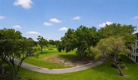 12601 SW 13th St #315G, Pembroke Pines, FL 33027