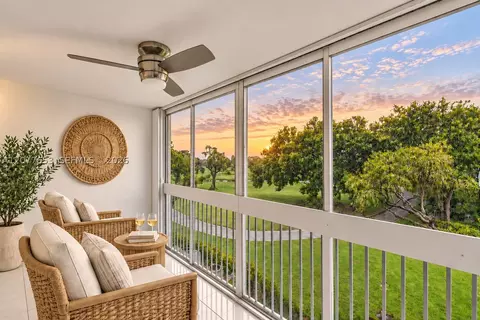 12601 SW 13th St #315G, Pembroke Pines, FL 33027