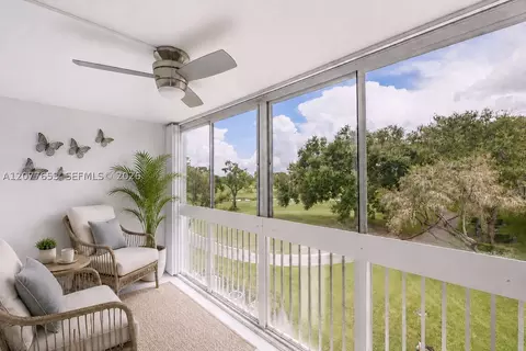 12601 SW 13th St #315G, Pembroke Pines, FL 33027