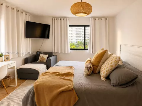 Bedroom - Undisclosed, Key Biscayne, FL 33149 photo 1 of 3