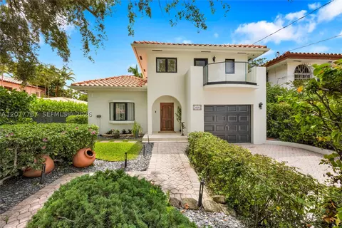 428 SW 19th Rd, Miami, FL 33129
