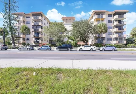12590 NE 16th Ave #502, North Miami, FL 33161