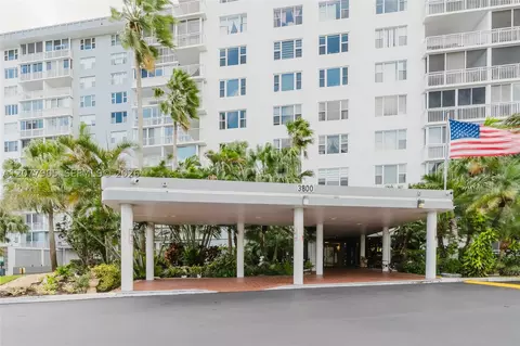 3800 Hillcrest Dr #412, Hollywood, FL 33021