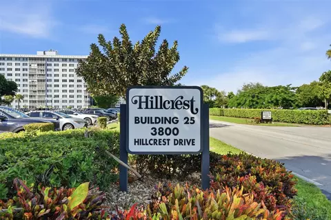 3800 Hillcrest Dr #412, Hollywood, FL 33021