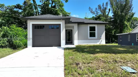 2323 Unity Ave, Fort Myers, FL 33901