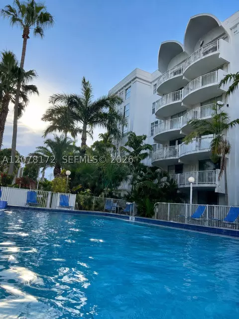 488 NW 165th St Rd #B-112, Miami, FL 33169