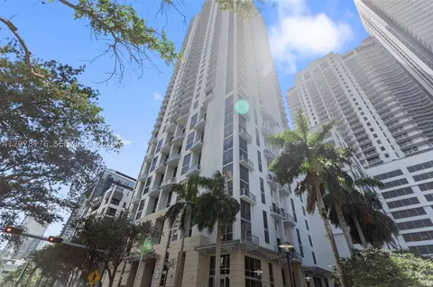 1060 Brickell Ave #2601, Miami, FL 33131